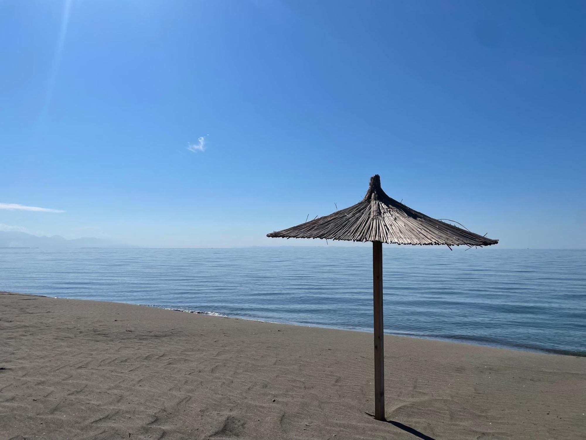 H And H Guesthouse Velipojë 외부 사진